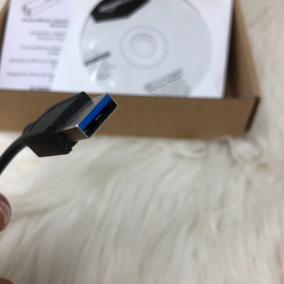 Amazon Basics USB 3.0 to 10/100/1000 Mbps Gigabit RJ45 Ethernet LAN adapter - Picture 6 of 6